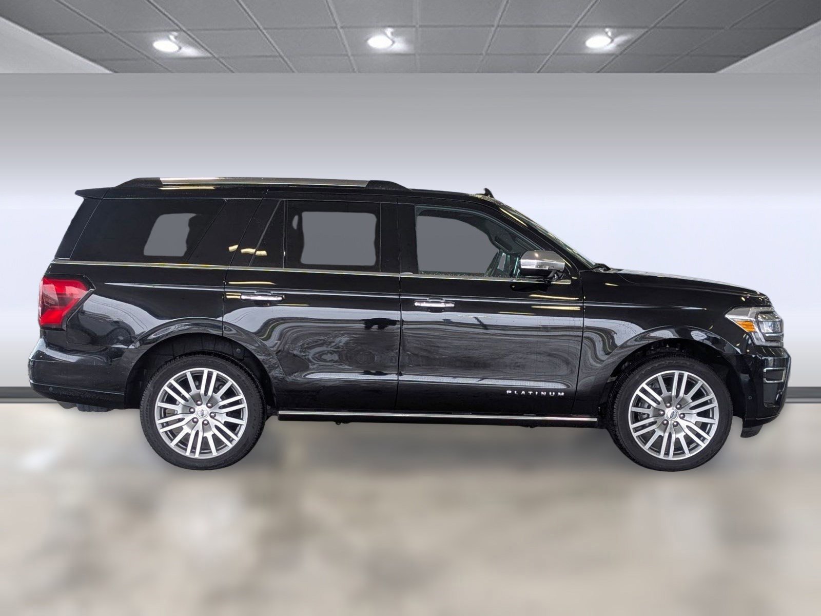 Certified 2024 Ford Expedition Platinum image 6