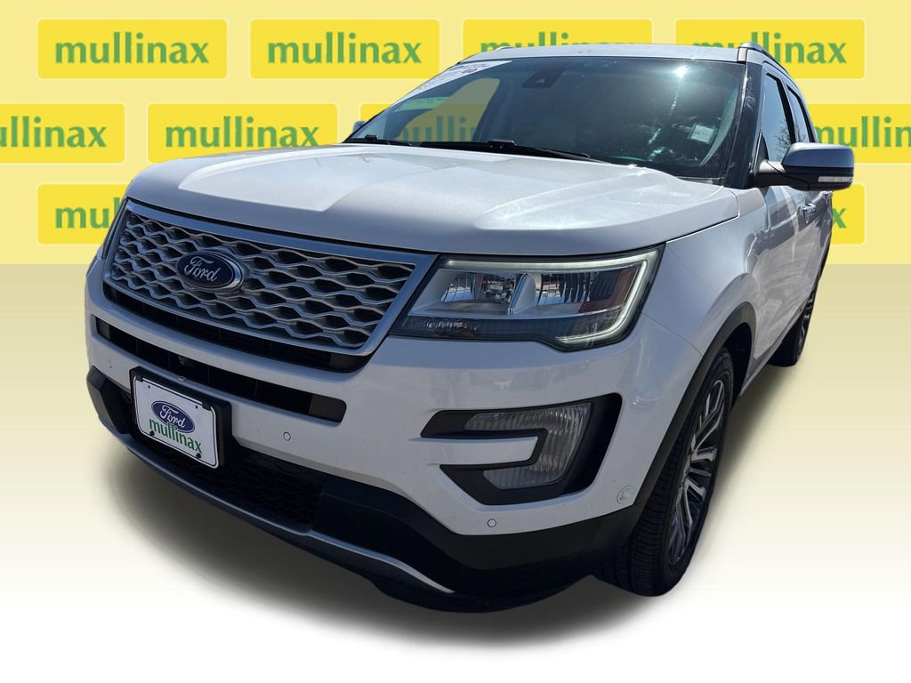 Certified 2017 Ford Explorer Platinum image 11