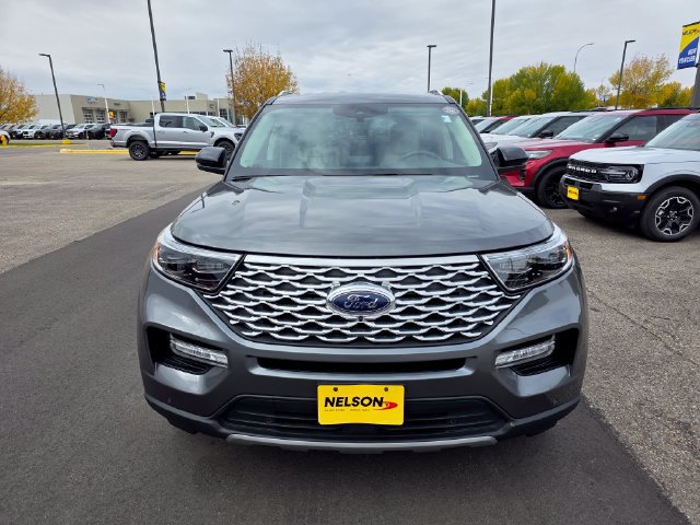 Certified 2024 Ford Explorer Platinum w/ Technology Package AWD/4WD image 6