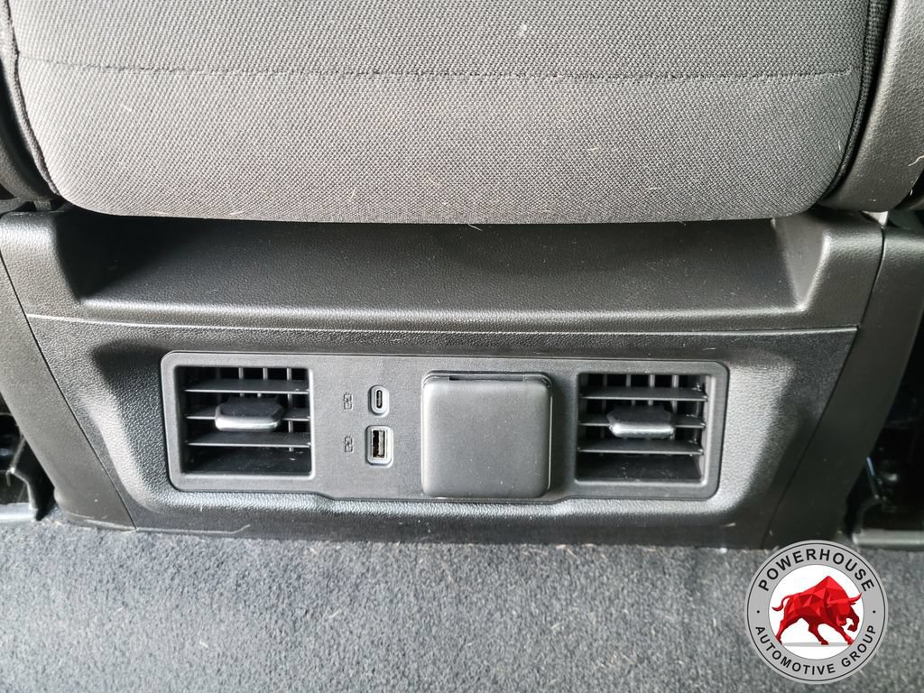 Used 2023 Chevrolet Silverado 1500 LT AWD/4WD image 16