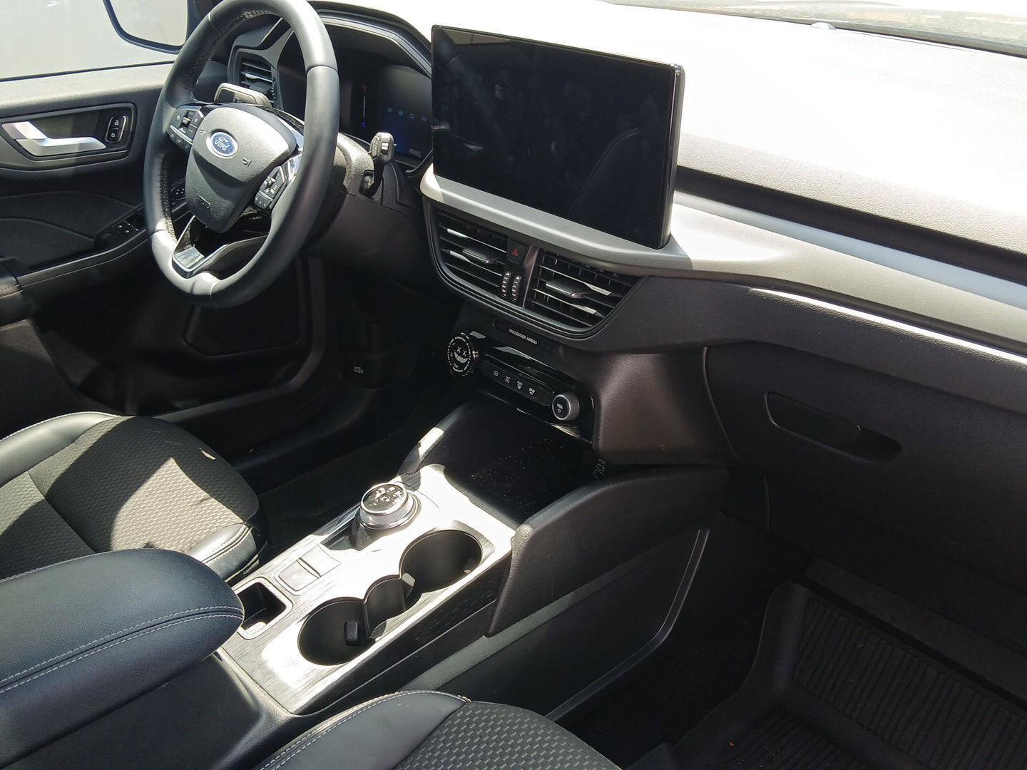 Certified 2024 Ford Escape SE FWD image 20