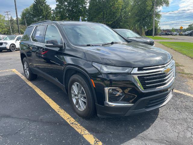 Used 2023 Chevrolet Traverse LT w/ LPO, Floor Liner Package AWD/4WD image 3