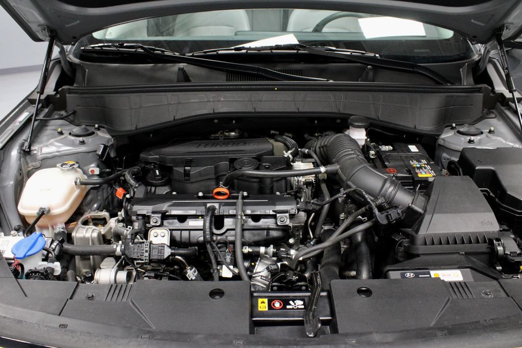 Used 2024 Hyundai Kona Limited FWD image 18