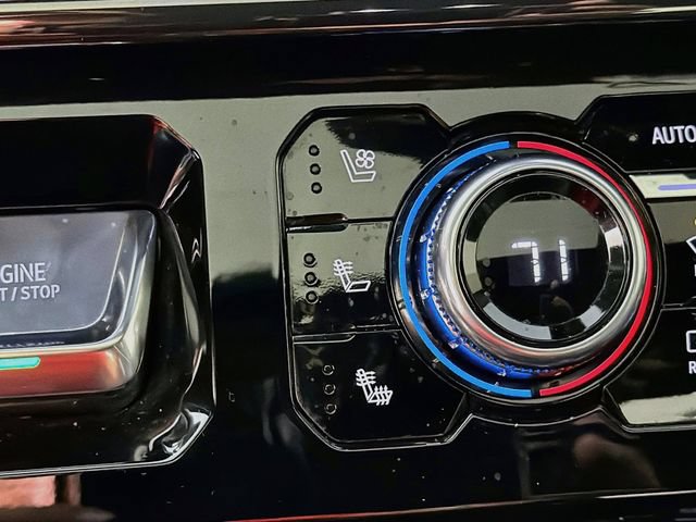 Used 2022 GMC Sierra 1500 AT4X AWD/4WD image 25