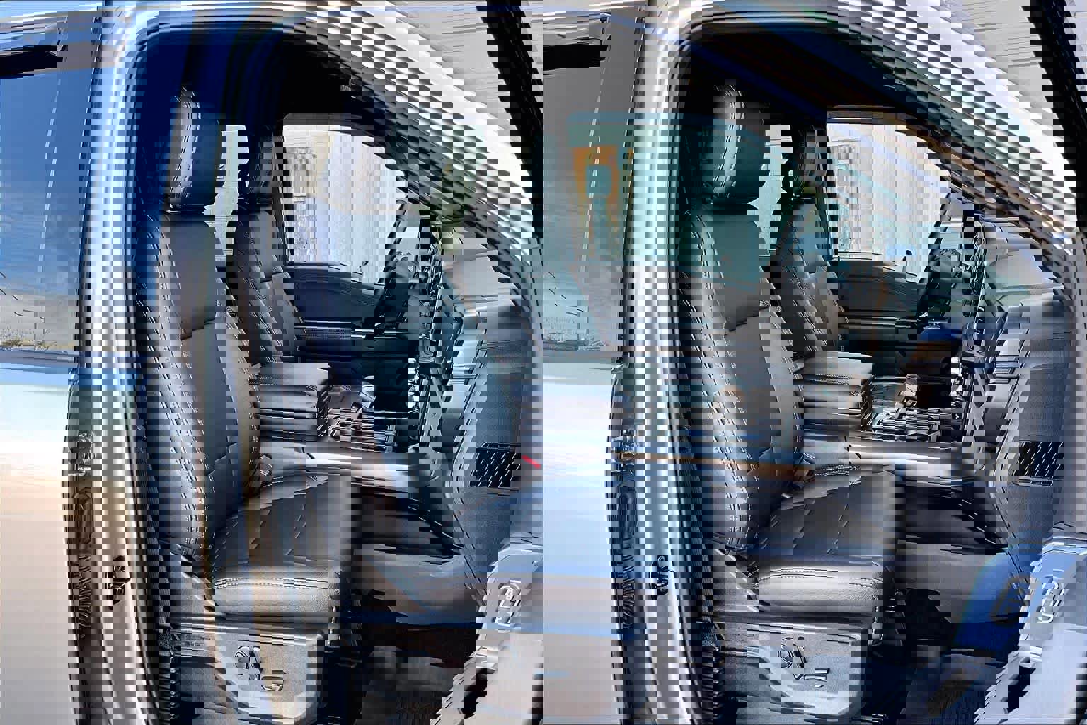 Certified 2024 Ford F150 XLT w/ Equipment Group 303A High image 12