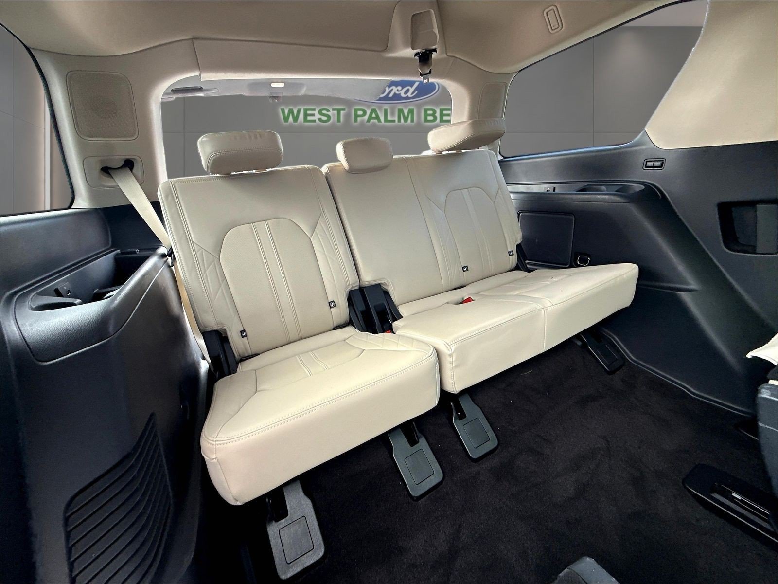 Certified 2023 Ford Expedition Platinum AWD/4WD image 29