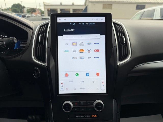Certified 2024 Ford Edge Titanium w/ Equipment Group 301A AWD/4WD image 17