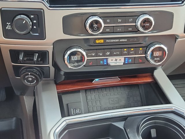 Certified 2022 Ford F350 King Ranch w/ Tremor Off-Road Package AWD/4WD image 33