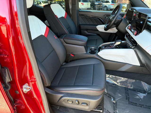 Used 2024 GMC Canyon AT4X AWD/4WD image 15