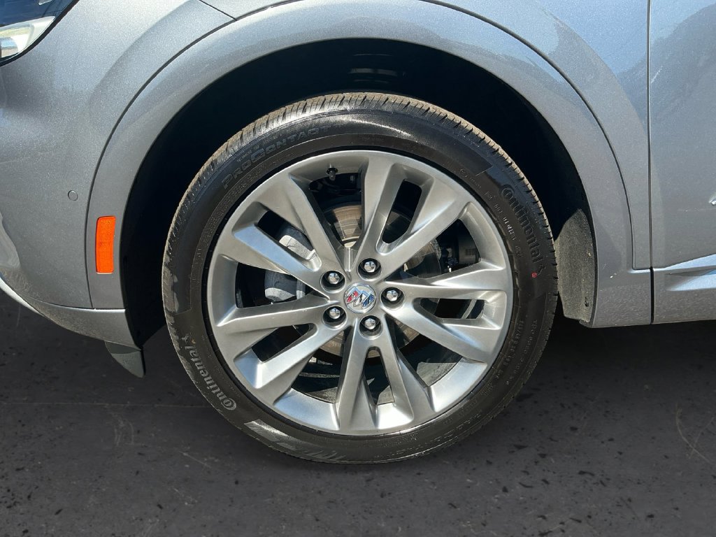 Used 2022 Buick Envision Avenir w/ Technology Package II FWD image 13