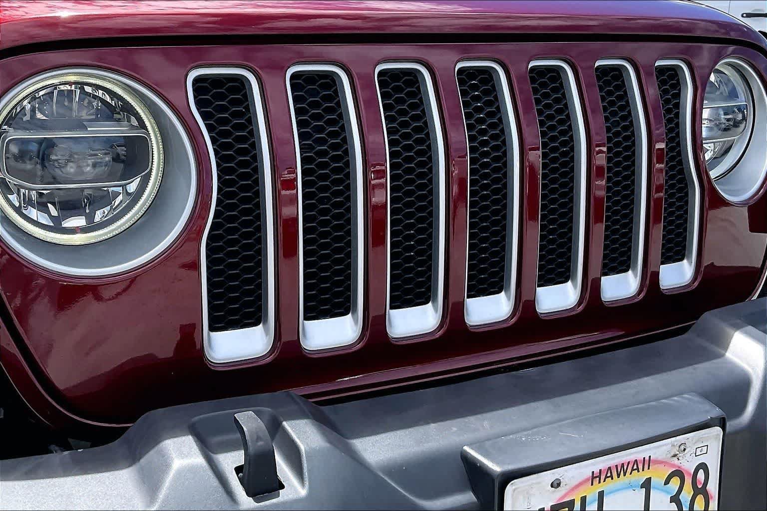 Used 2021 Jeep Wrangler Unlimited Sahara AWD/4WD image 33
