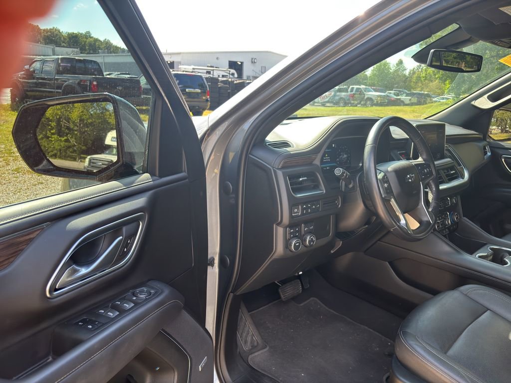 Used 2022 Chevrolet Tahoe Z71 AWD/4WD image 18