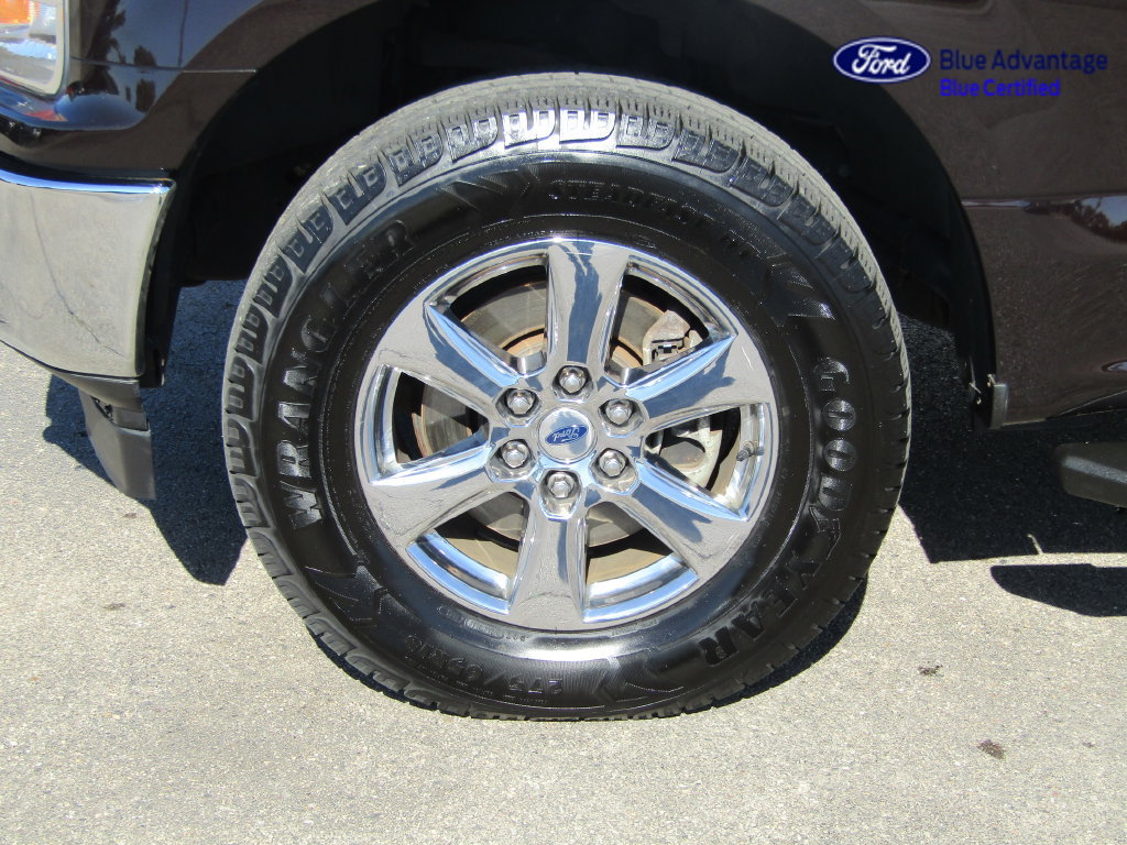 Certified 2018 Ford F150 XLT w/ Equipment Group 302A Luxury AWD/4WD image 15
