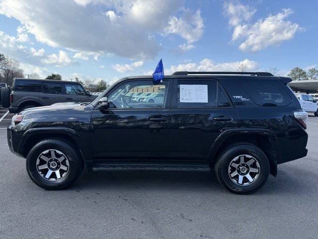 Used 2022 Toyota 4Runner TRD Off-Road Premium image 2
