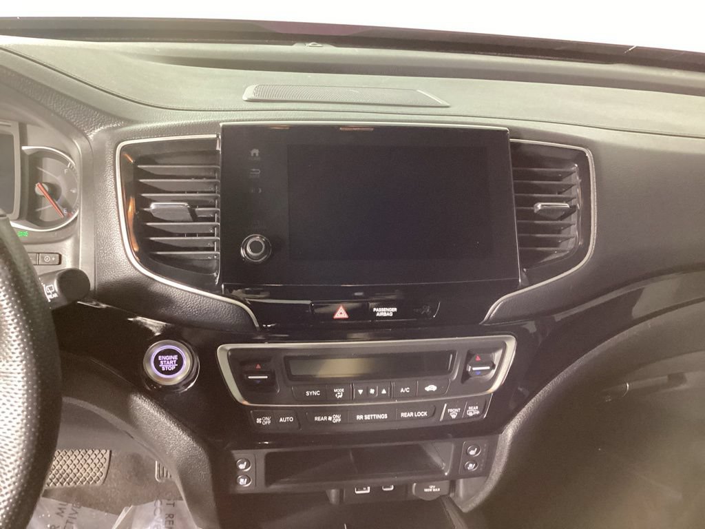 Used 2024 Honda Passport Black Edition image 17