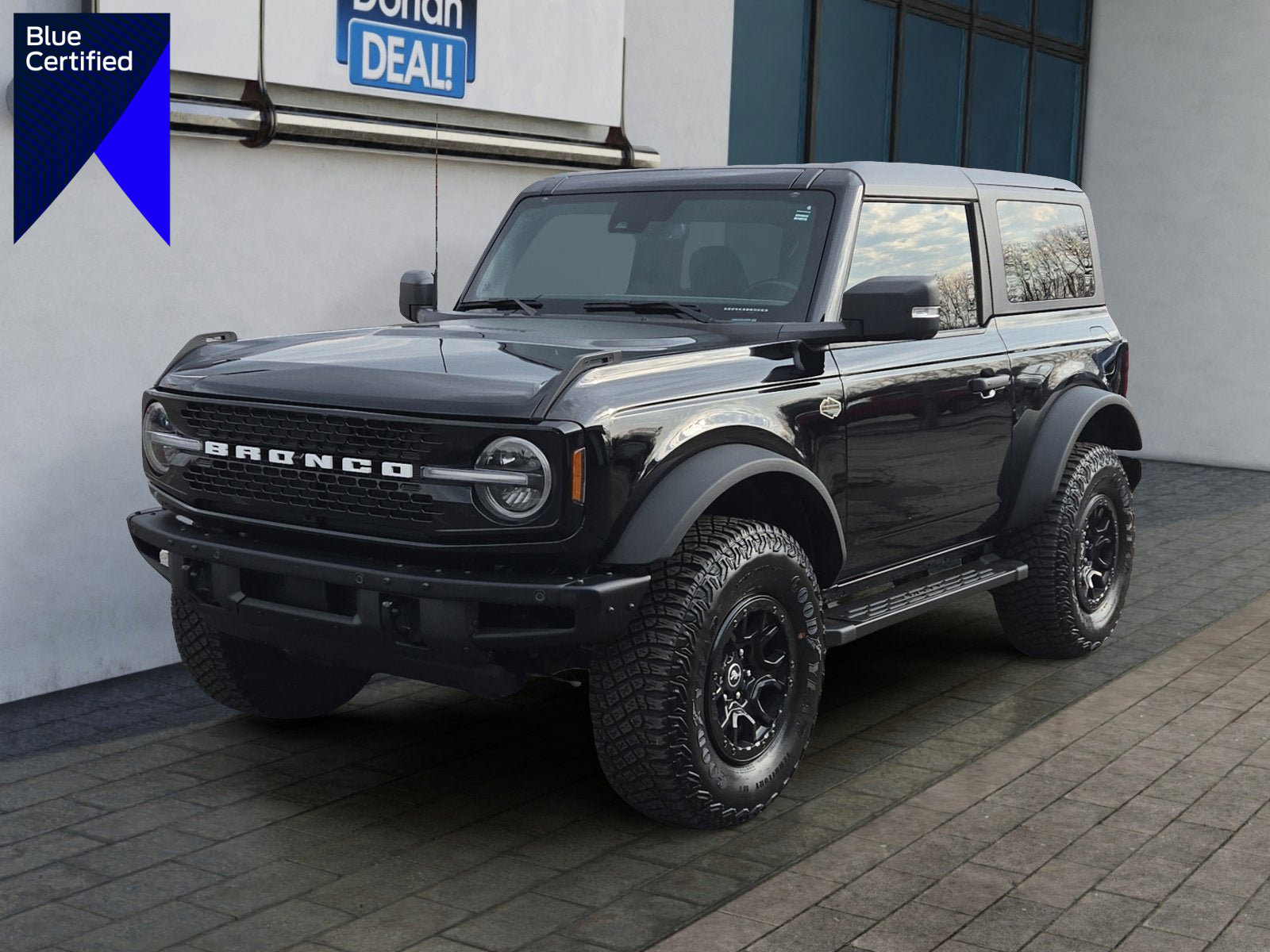 Certified 2023 Ford Bronco Wildtrak AWD/4WD image 1