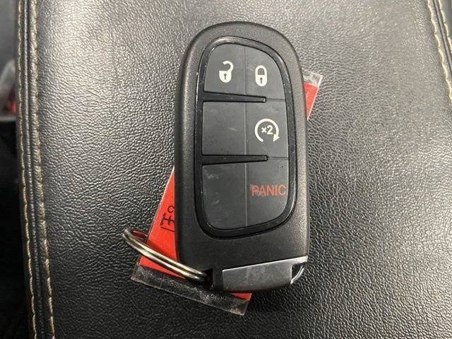 Used 2017 Jeep Cherokee Limited AWD/4WD image 28