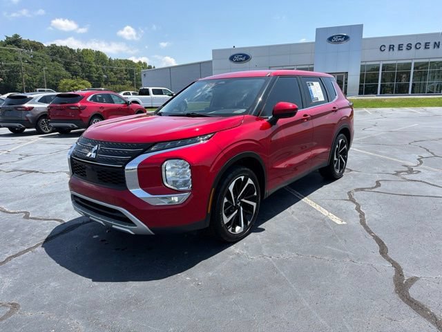 Used 2022 Mitsubishi Outlander SE FWD image 3
