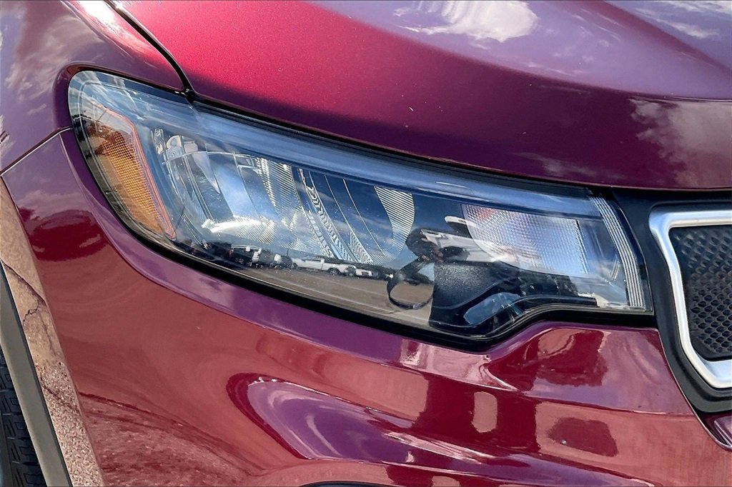 Used 2022 Jeep Compass Latitude w/ Convenience Group image 33