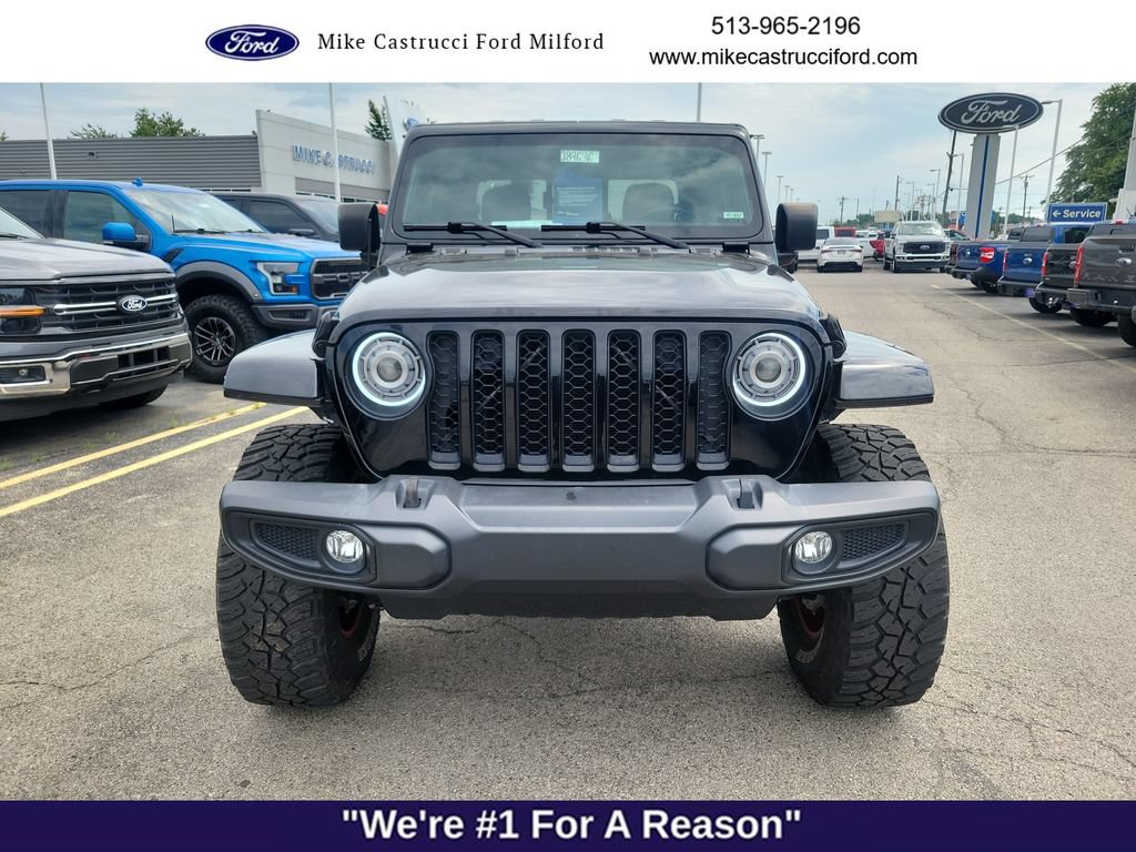 Used 2023 Jeep Gladiator Overland w/ Cold Weather Group AWD/4WD image 8