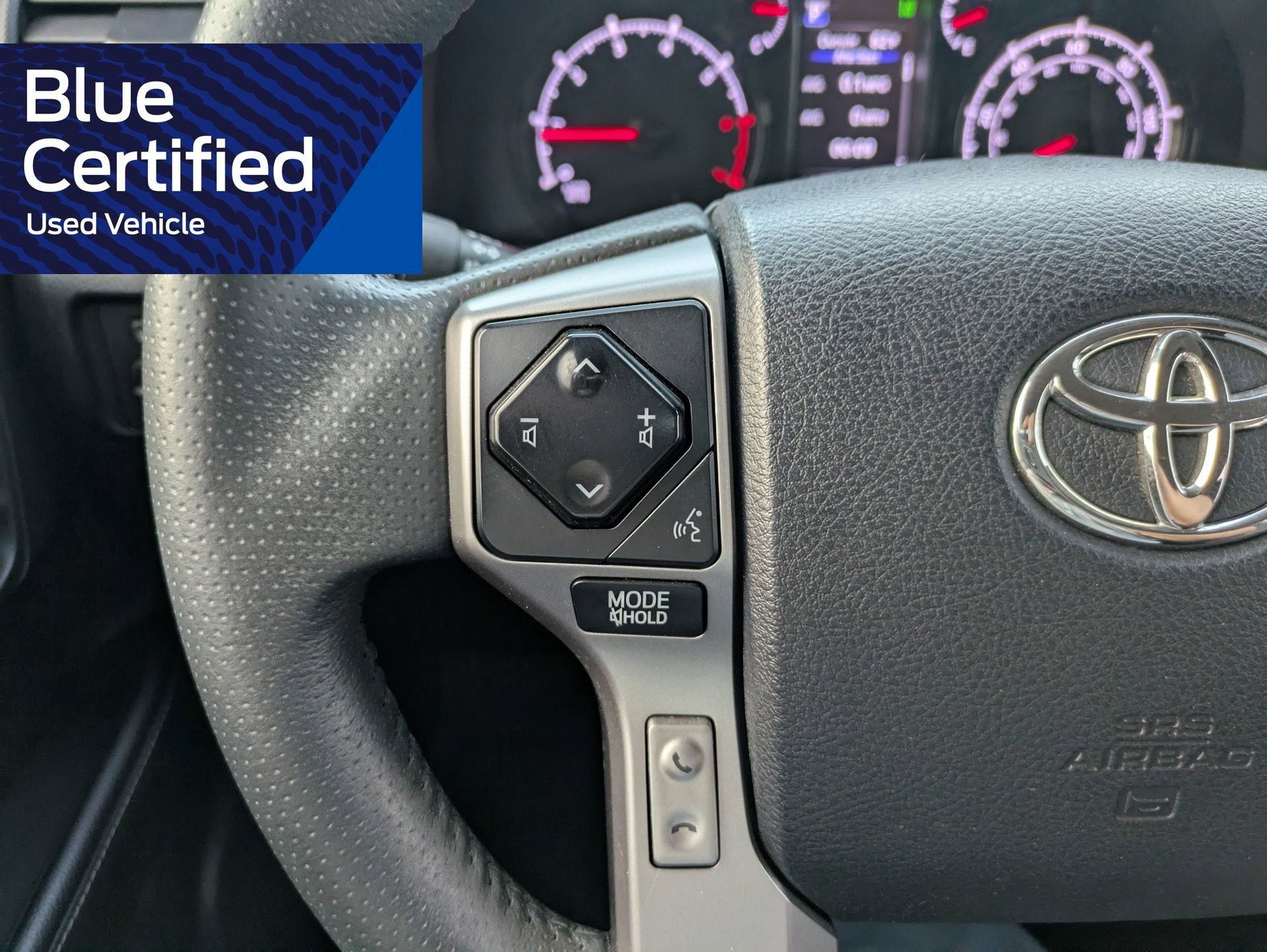 Used 2020 Toyota 4Runner SR5 AWD/4WD image 27