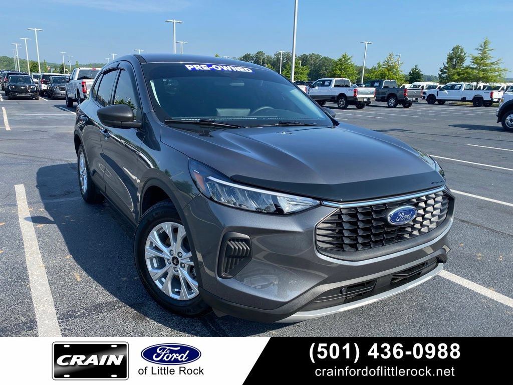 Certified 2025 Ford Escape Active w/ Tech Pack #1 FWD image 1