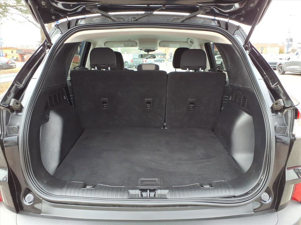 Certified 2022 Ford Escape SE w/ Cold Weather Package image 10