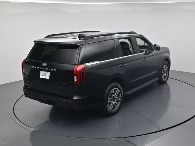 Certified 2025 Ford Expedition Active AWD/4WD image 50