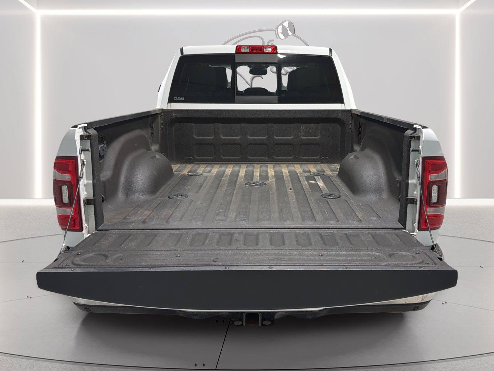 Used 2022 RAM 2500 Laramie AWD/4WD image 9