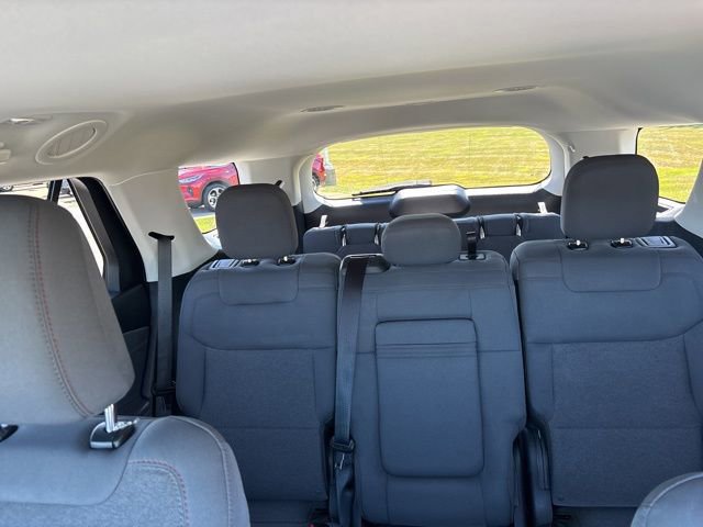 Certified 2025 Ford Explorer Active image 26