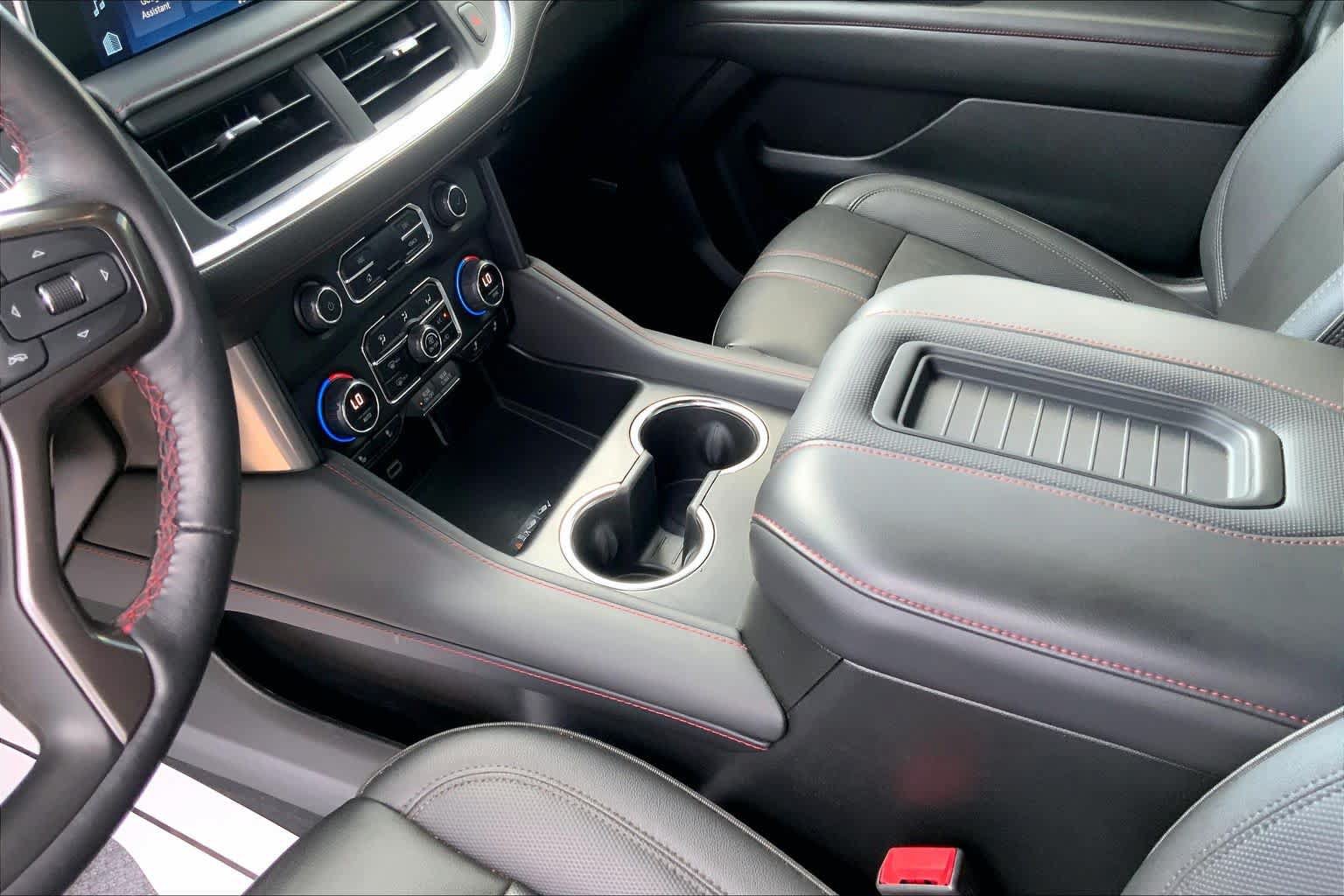 Used 2022 Chevrolet Tahoe RST w/ Luxury Package RWD image 17