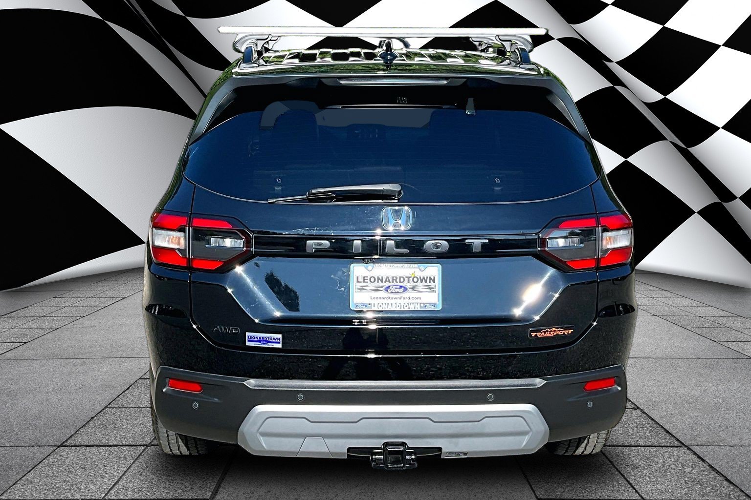 Used 2023 Honda Pilot TrailSport image 4