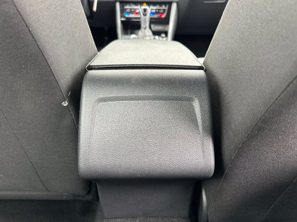 Used 2025 Volkswagen Jetta Sport FWD image 32