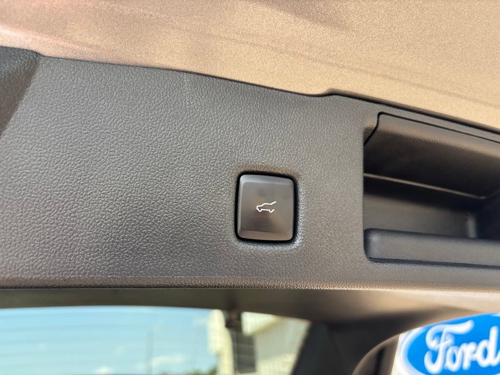 Certified 2024 Ford Escape Active AWD/4WD image 31