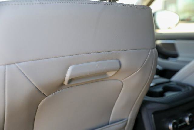 Certified 2025 Ford Expedition Max Platinum w/ Driver's Package image 37