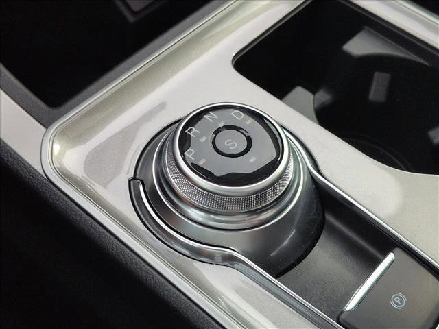 Certified 2024 Ford Edge SEL w/ Convenience Package image 12