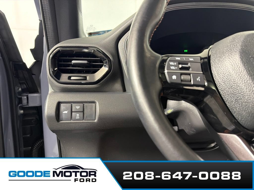 Used 2024 Honda Pilot TrailSport image 13