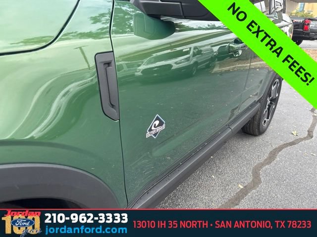 Certified 2023 Ford Bronco Sport Outer Banks w/ Tech Package AWD/4WD image 4