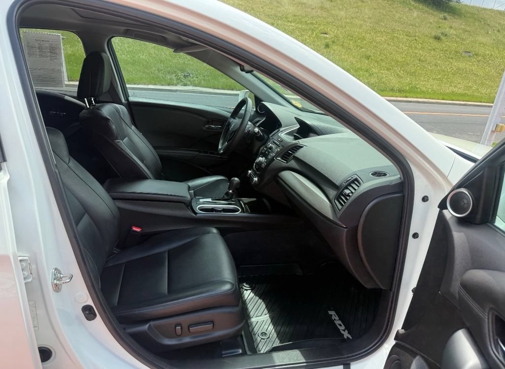 Used 2017 Acura RDX AWD image 27