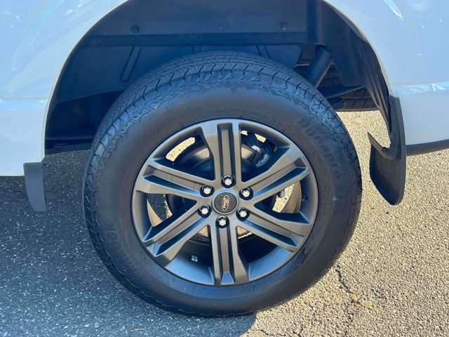 Certified 2022 Ford F150 XLT w/ Equipment Group 302A High image 15