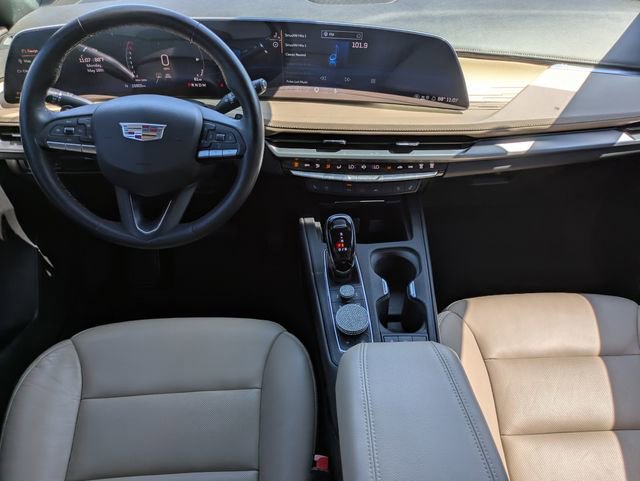 Used 2024 Cadillac XT4 Premium Luxury FWD image 15