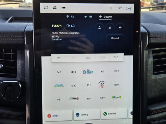 Certified 2022 Ford Expedition Limited image 15