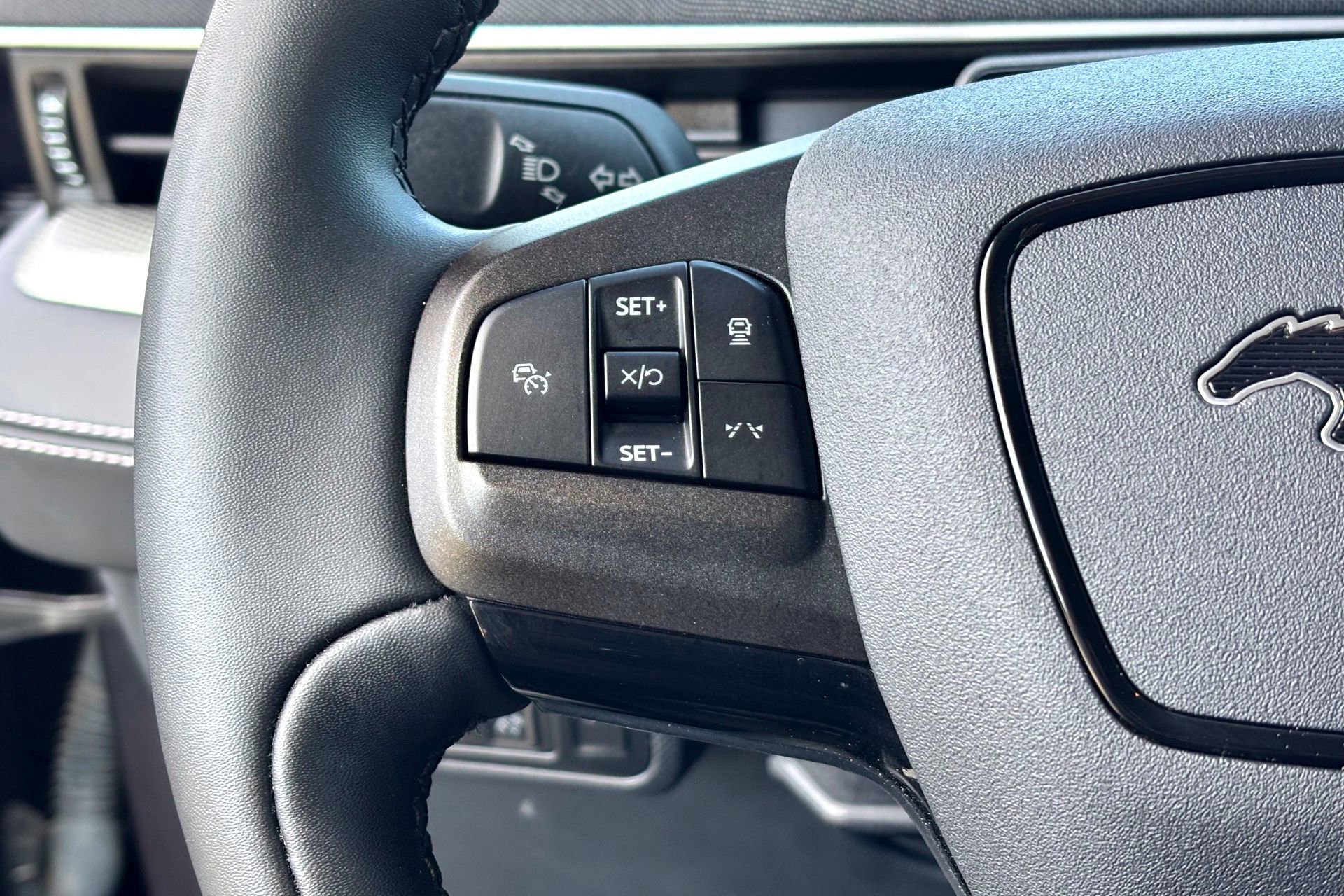 Certified 2022 Ford Mustang Mach-E Select w/ Comfort/Technology Package image 13