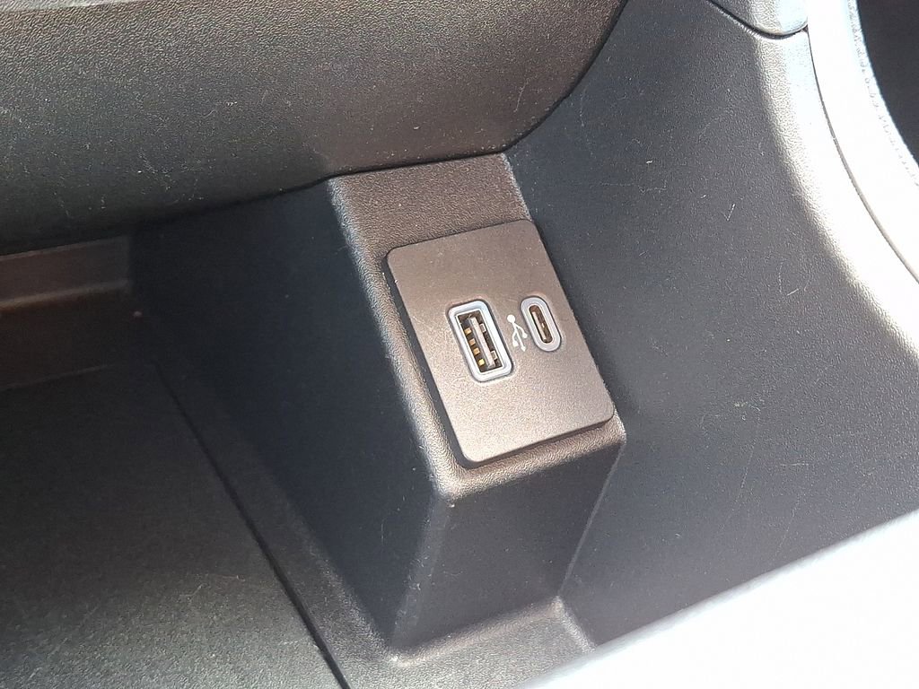 Certified 2024 Ford Edge SEL AWD/4WD image 22