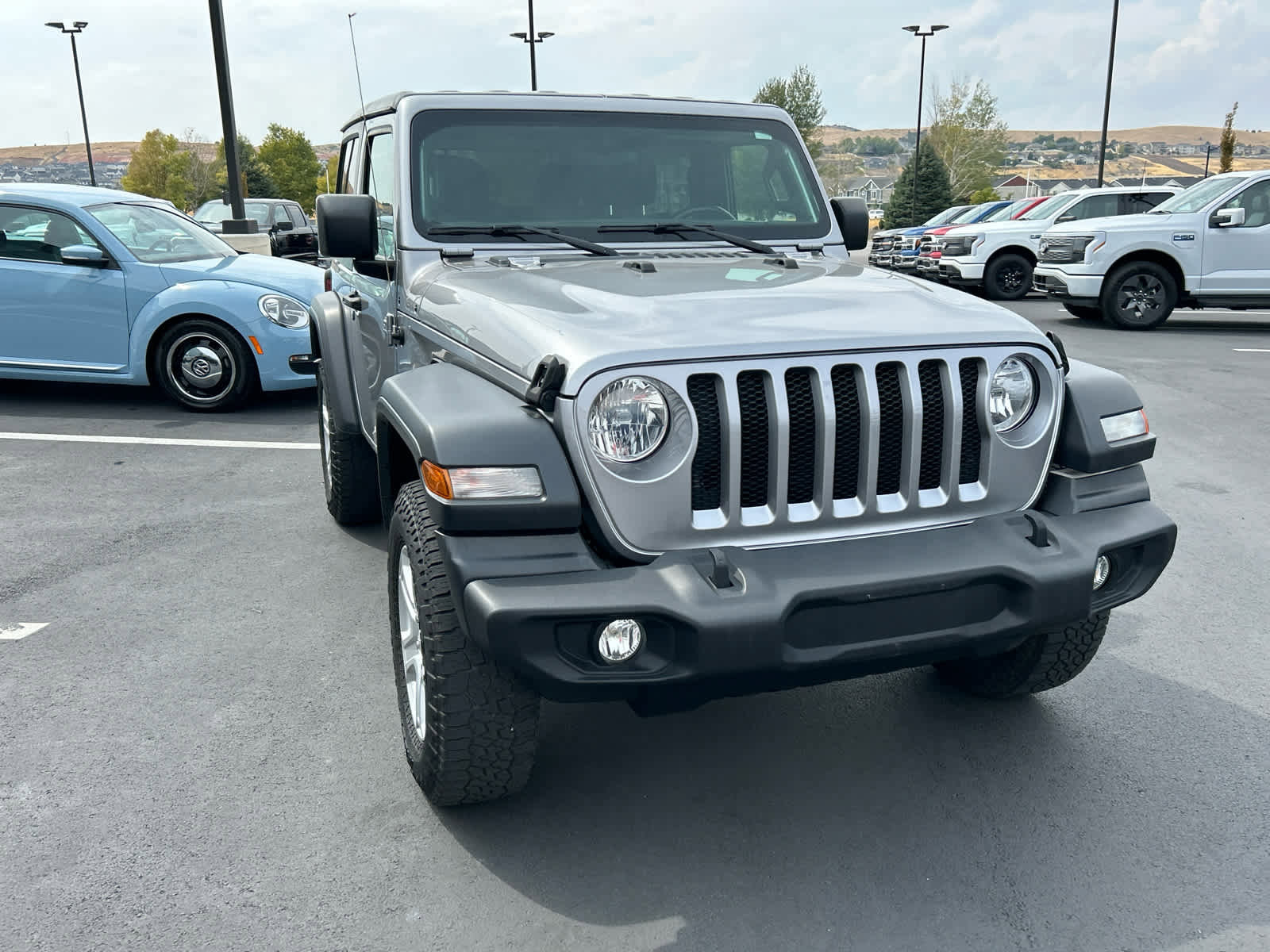 Used 2019 Jeep Wrangler Sport image 5