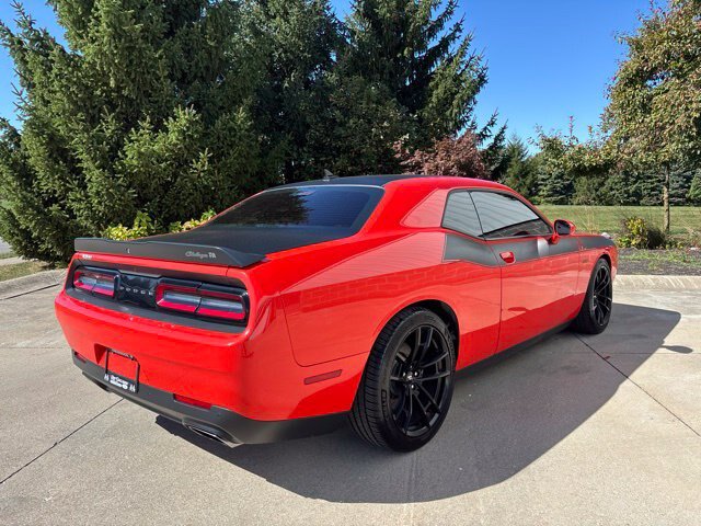 Used 2018 Dodge Challenger T/A RWD image 8