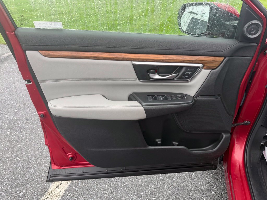 Used 2022 Honda CR-V Touring image 12