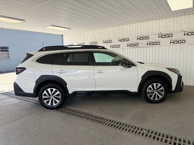Used 2025 Subaru Outback Premium AWD/4WD image 22