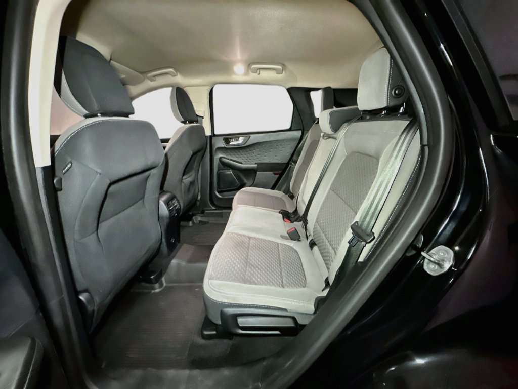 Certified 2020 Ford Escape SE AWD/4WD image 31
