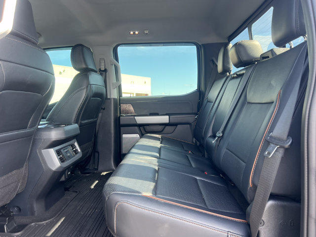 Certified 2025 Ford F350 Lariat w/ Black Appearance Package AWD/4WD image 4